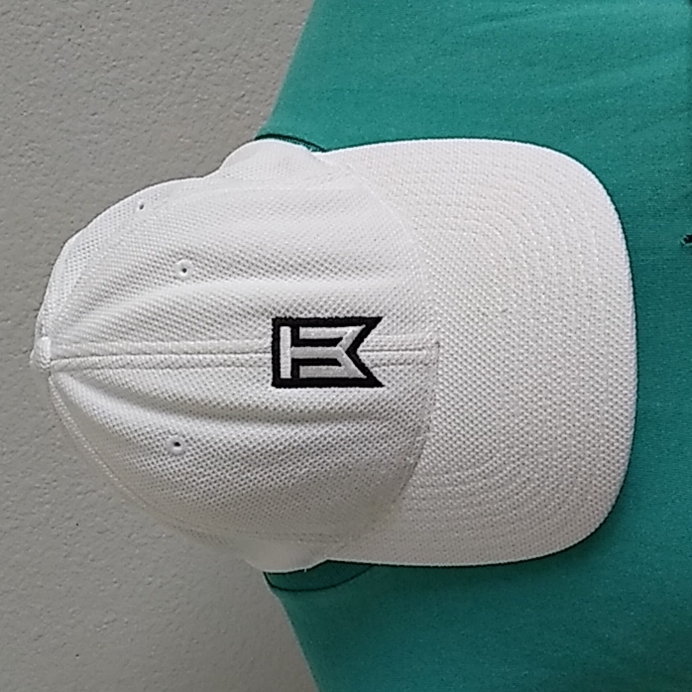 Nike Tiger Woods cap. Flex fit